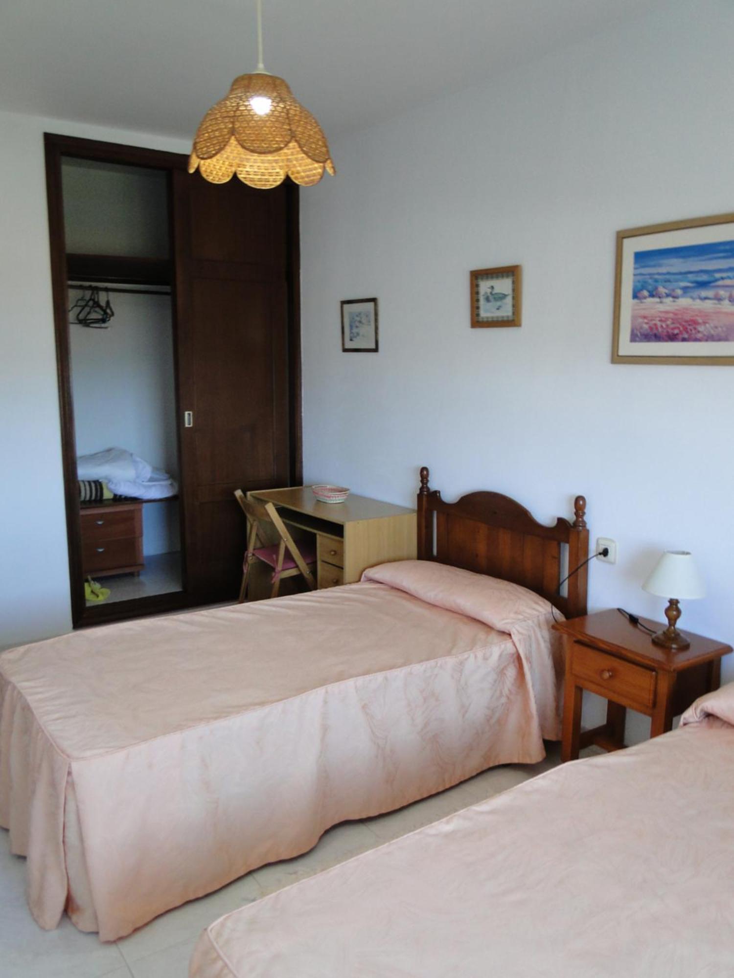 Apartamentos Blanco Эль-Грове Экстерьер фото