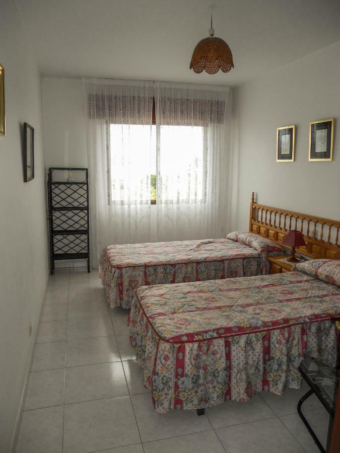 Apartamentos Blanco Эль-Грове Экстерьер фото