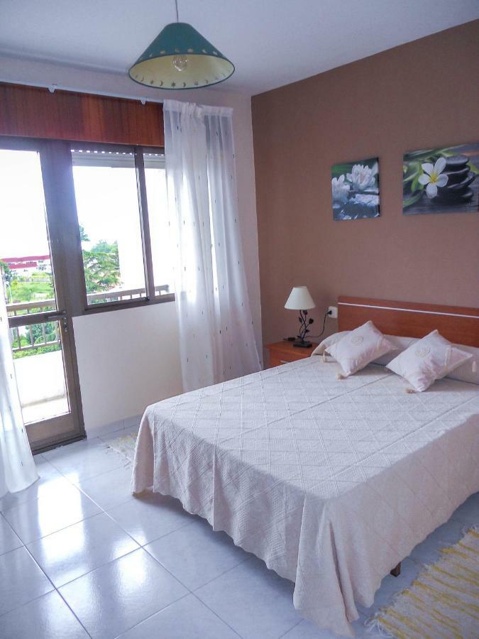 Apartamentos Blanco Эль-Грове Экстерьер фото